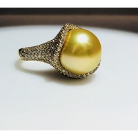 Stunning Gold Pearl Ring